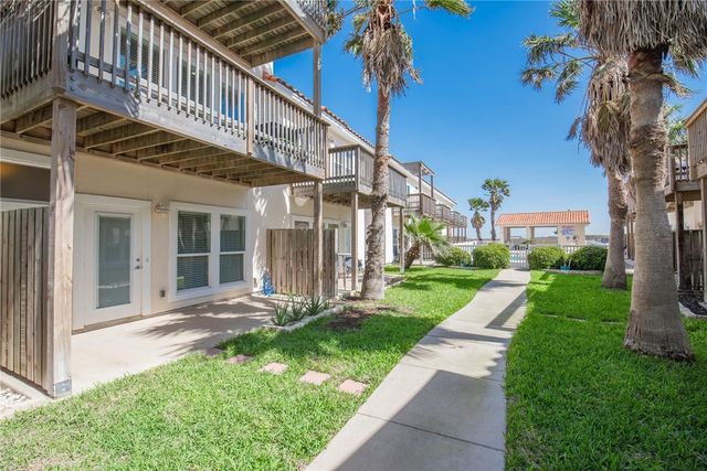 14878 Granada Dr 402, Corpus Christi, TX 78418