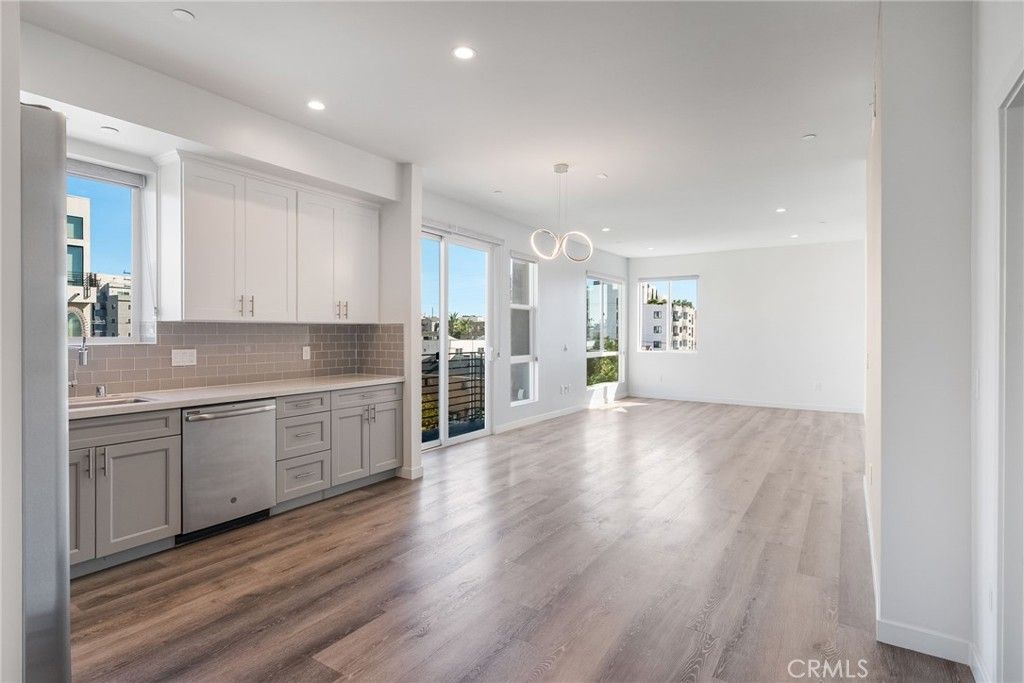 1055 S Serrano Avenue 403, Los Angeles, CA 90006 — photo 3