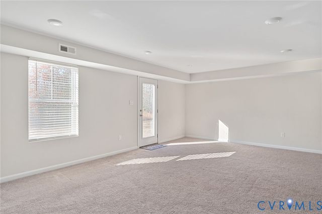 6412 Whisperwood Dr, North Chesterfield, VA 23234