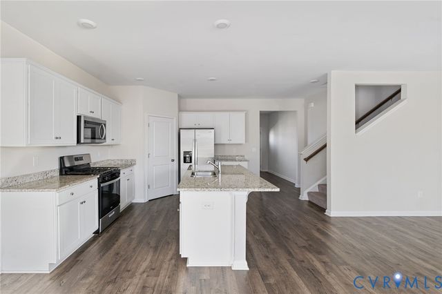 6412 Whisperwood Dr, North Chesterfield, VA 23234