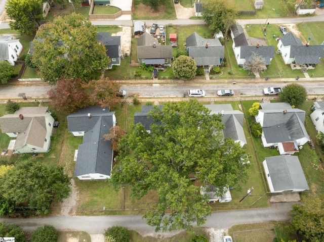 7 Welch Street, Greenville, SC 29605