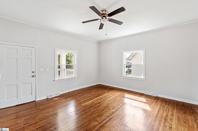 7 Welch Street, Greenville, SC 29605