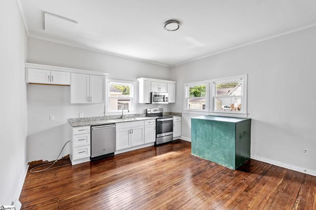 7 Welch Street, Greenville, SC 29605