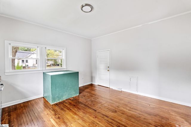 7 Welch Street, Greenville, SC 29605