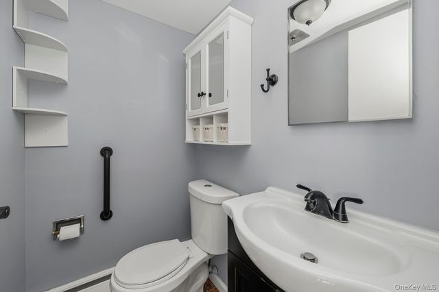 71 Roosevelt Drive, West Haverstraw, NY 10993