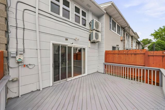71 Roosevelt Drive, West Haverstraw, NY 10993