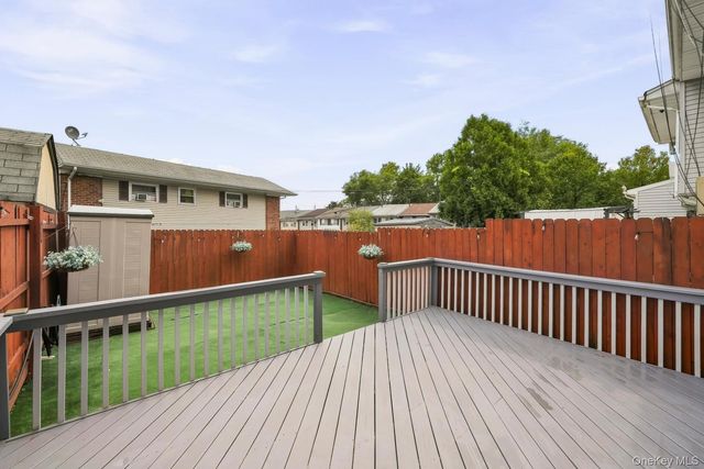 71 Roosevelt Drive, West Haverstraw, NY 10993