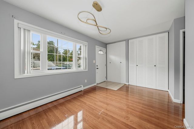 71 Roosevelt Drive, West Haverstraw, NY 10993