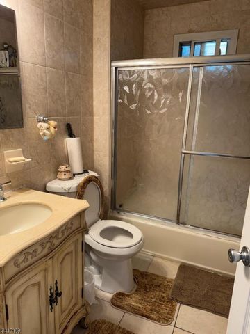 146 Bloomfield Ave, Paterson City, NJ 07503