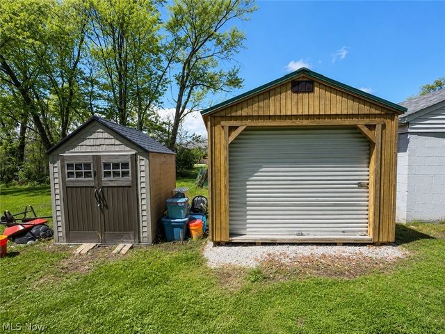9614 Ravenna Road, Twinsburg, OH 44087