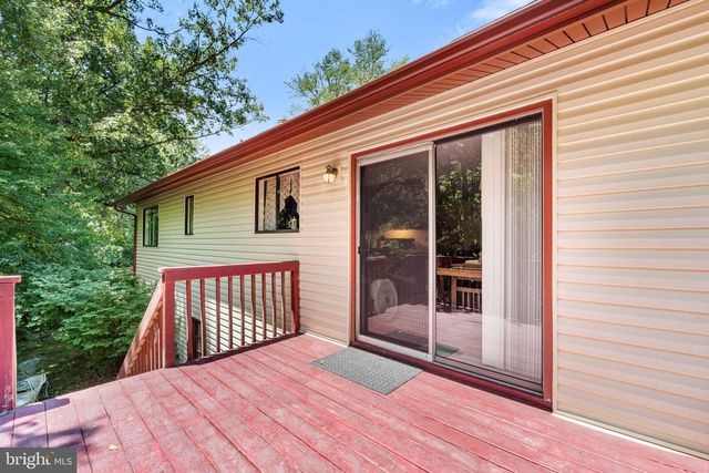19 GLOUCESTER CT, Mount Holly, NJ 08060