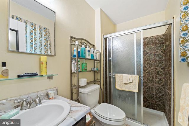 19 GLOUCESTER CT, Mount Holly, NJ 08060