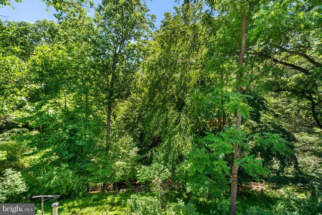 19 GLOUCESTER CT, Mount Holly, NJ 08060