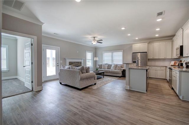 146 Sunflower Circle, Cartersville, GA 30121