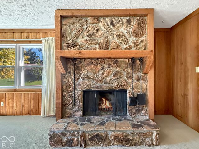 980 Wood Creek Place, Greenwood, IN 46142