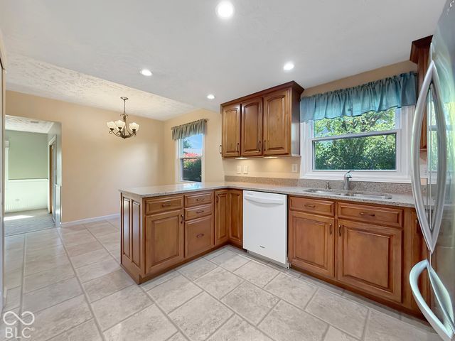 980 Wood Creek Place, Greenwood, IN 46142