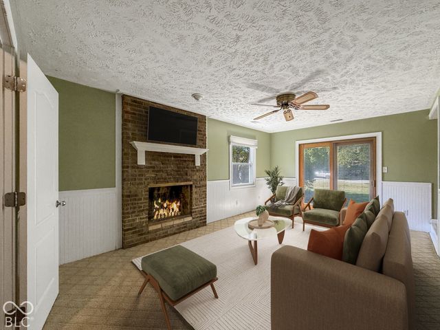 980 Wood Creek Place, Greenwood, IN 46142