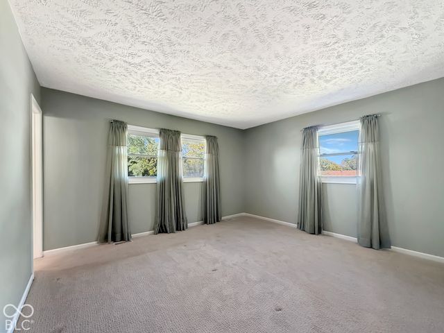 980 Wood Creek Place, Greenwood, IN 46142