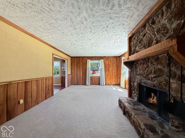 980 Wood Creek Place, Greenwood, IN 46142
