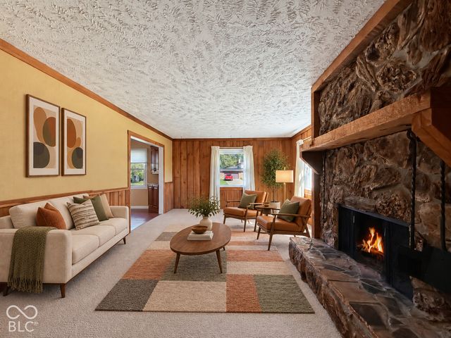 980 Wood Creek Place, Greenwood, IN 46142