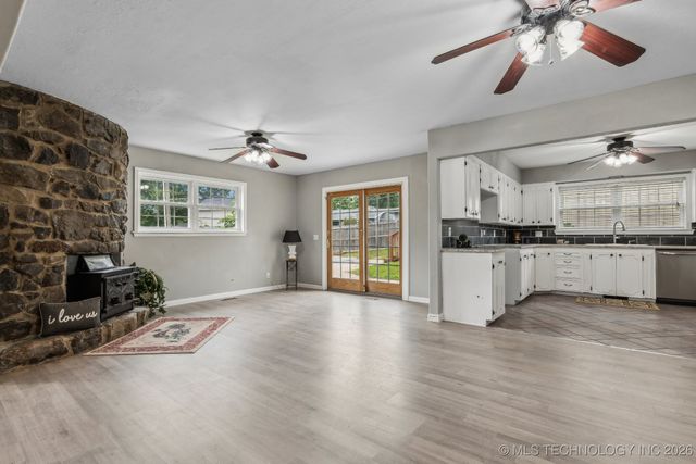 201 Sandy Circle, Tahlequah, OK 74464