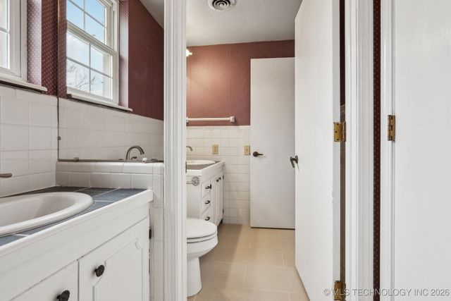 201 Sandy Circle, Tahlequah, OK 74464