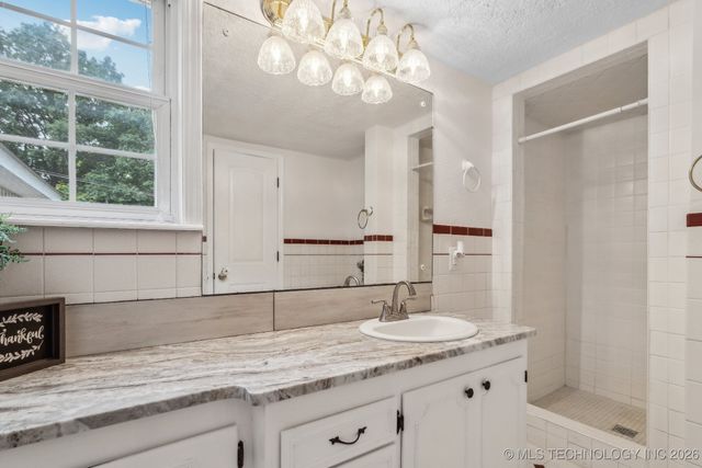 201 Sandy Circle, Tahlequah, OK 74464