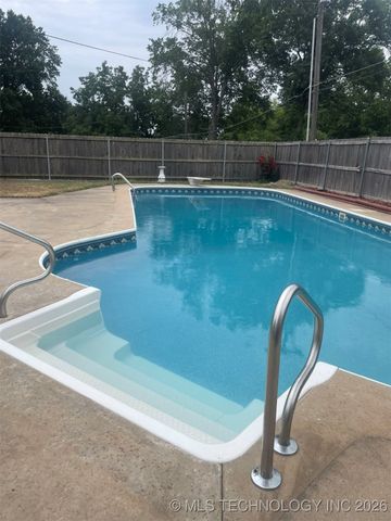 201 Sandy Circle, Tahlequah, OK 74464