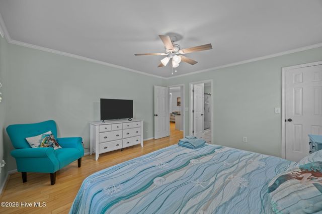 312 NE 54th Street, Oak Island, NC 28465