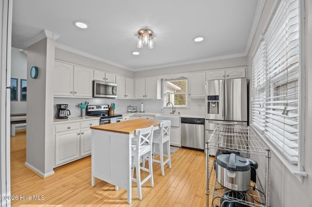 312 NE 54th Street, Oak Island, NC 28465