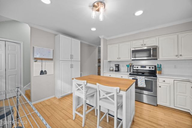 312 NE 54th Street, Oak Island, NC 28465