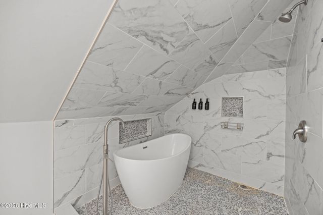 312 NE 54th Street, Oak Island, NC 28465