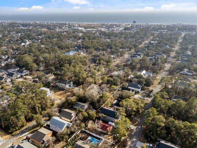 312 NE 54th Street, Oak Island, NC 28465