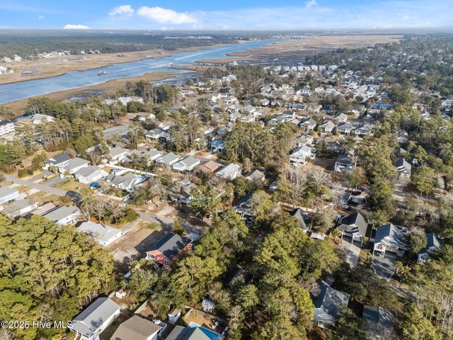 312 NE 54th Street, Oak Island, NC 28465