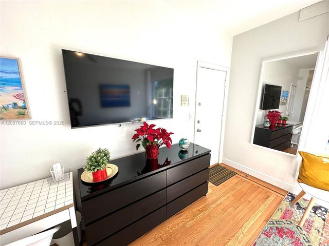 1007 Meridian Ave 12, Miami Beach, FL 33139