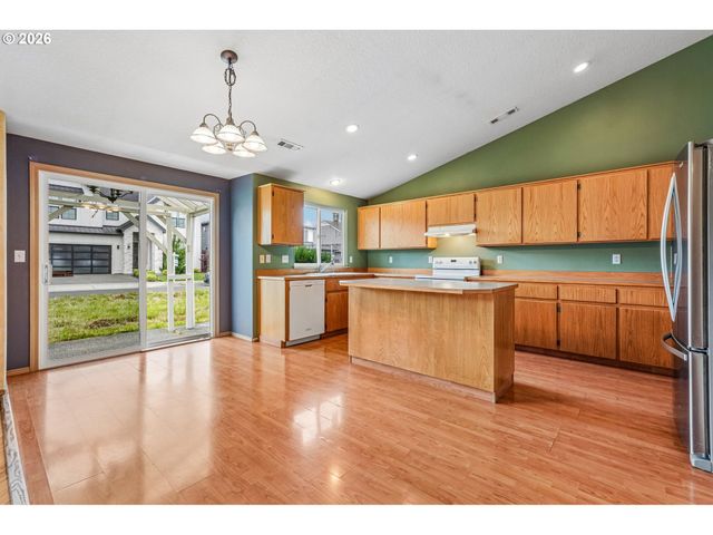 8103 Ne 166TH Ave, Vancouver, WA 98682