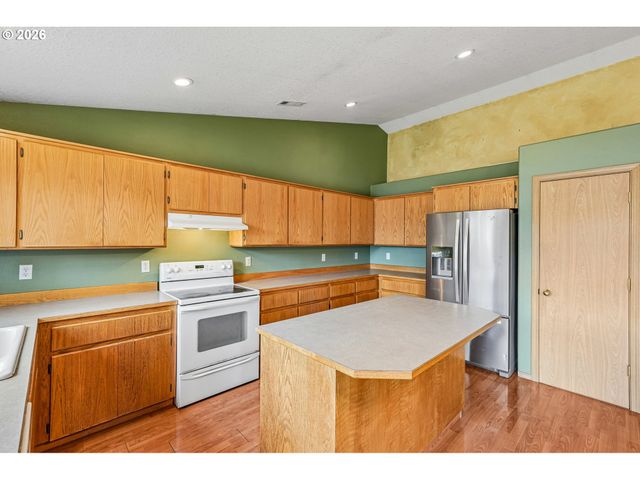 8103 Ne 166TH Ave, Vancouver, WA 98682