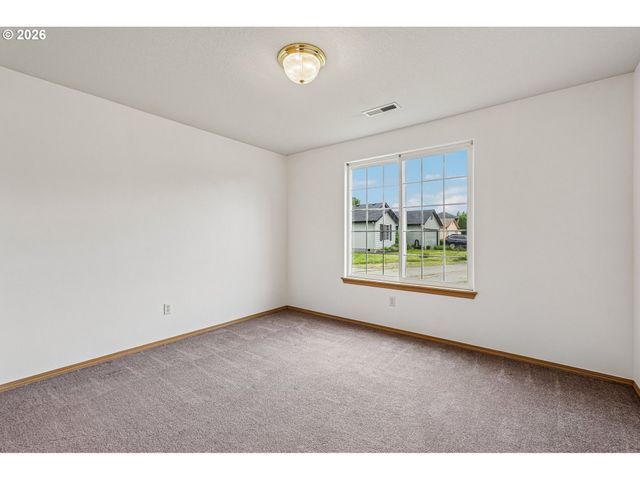 8103 Ne 166TH Ave, Vancouver, WA 98682