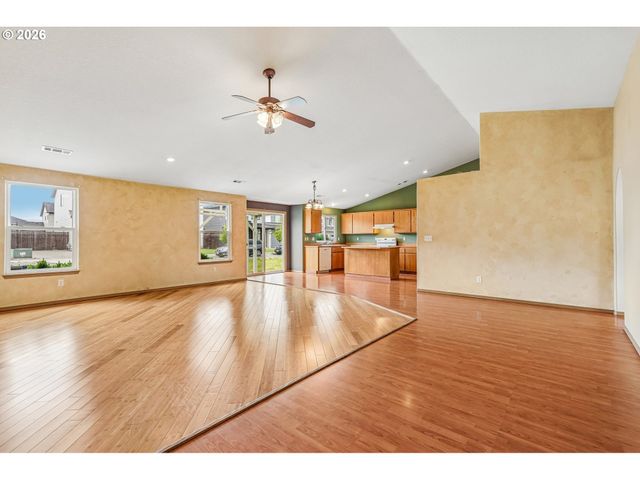 8103 Ne 166TH Ave, Vancouver, WA 98682