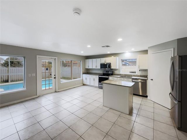 14200 CRYSTAL KEY PLACE, Orlando, FL 32824