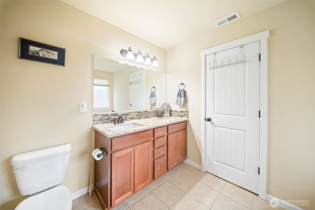 9321 179th Lane SW, Rochester, WA 98579