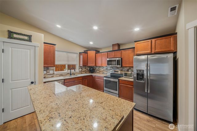 9321 179th Lane SW, Rochester, WA 98579