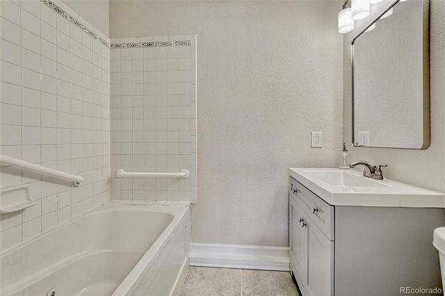 1362 S Andes Street, Aurora, CO 80017