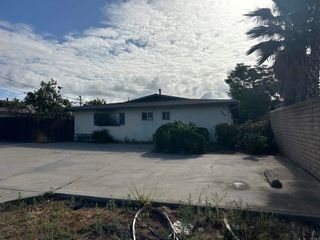 669 Dorothy St., El Cajon, CA 92021