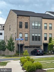 42311 BELGRAVE GARDENS TER, Brambleton, VA 20148