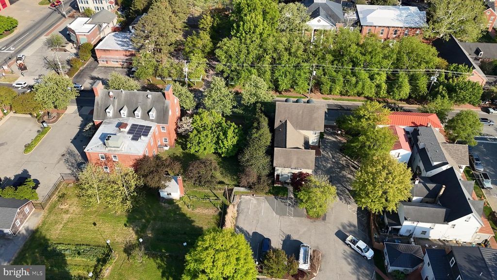 Image 8 of property listing at 116 CROSS ST, Chestertown, MD 21620