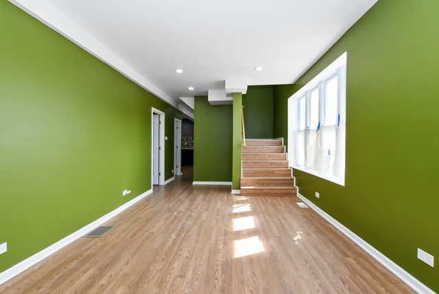 7359 S Vernon Avenue, Chicago, IL 60619