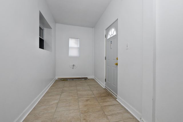 7359 S Vernon Avenue, Chicago, IL 60619