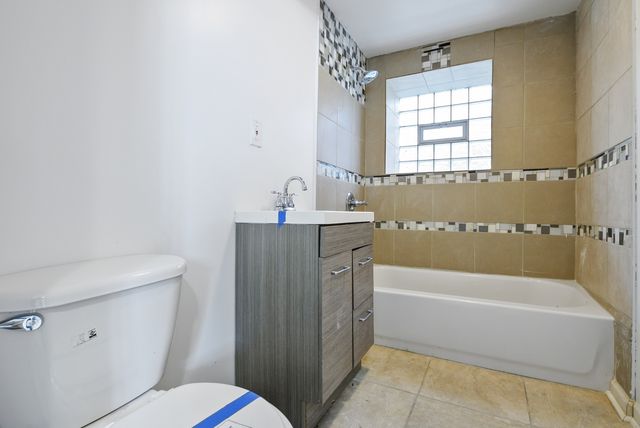 7359 S Vernon Avenue, Chicago, IL 60619