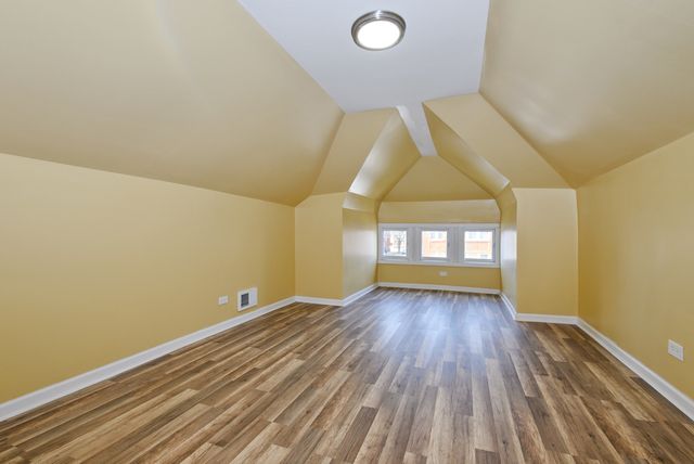 7359 S Vernon Avenue, Chicago, IL 60619